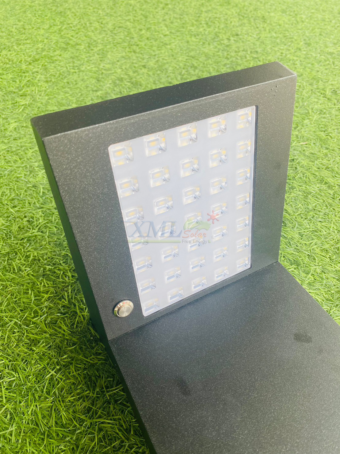 ไฟตั้งพื้นโซล่าเซลล์ ทรงงอ (แสง : เหลืองวอมไวท์)