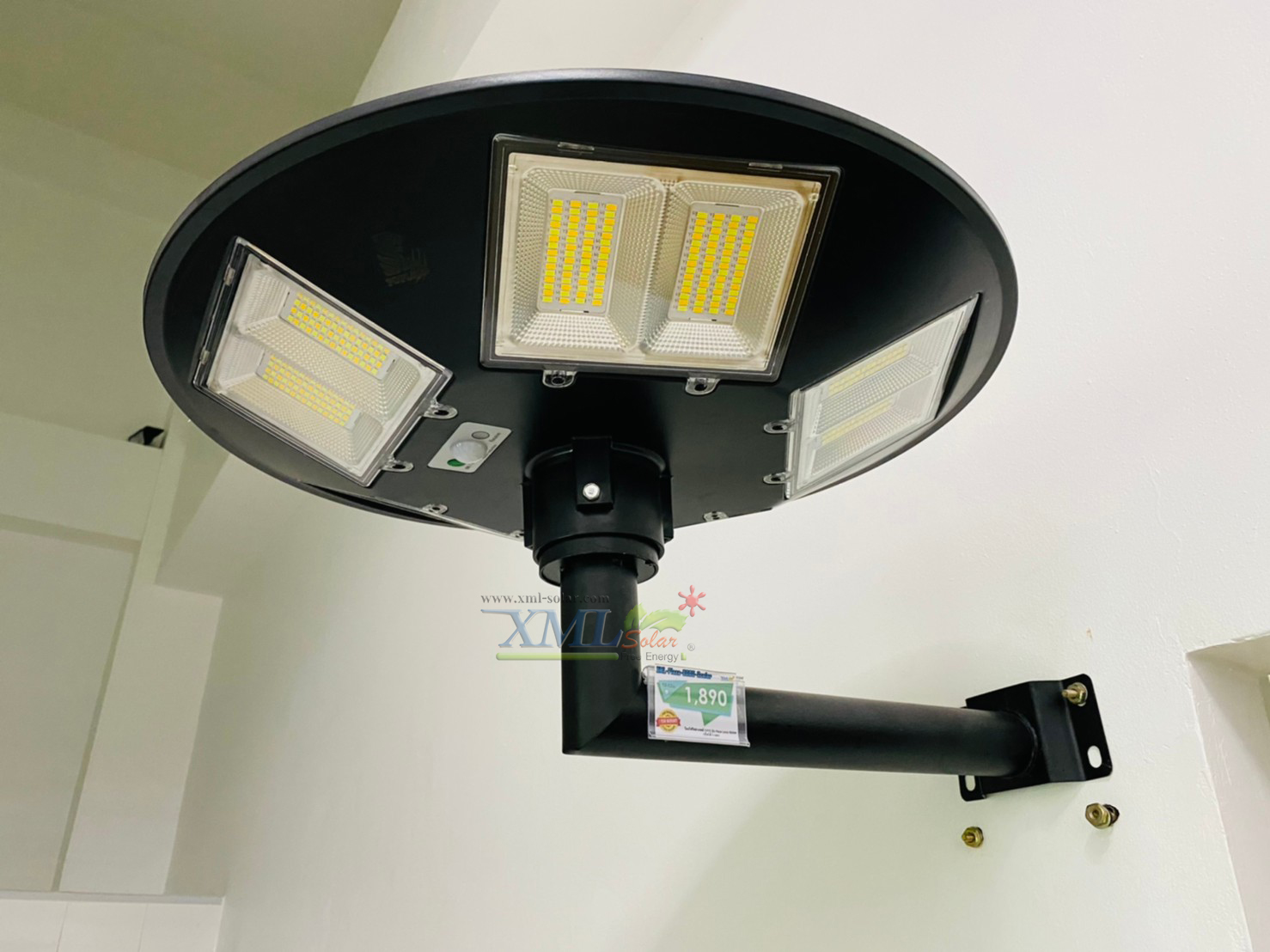 ขายึดผนังโคมไฟ UFO ปลาย 3 นิ้ว แบบฉาก (มีรอยขูดขีด)