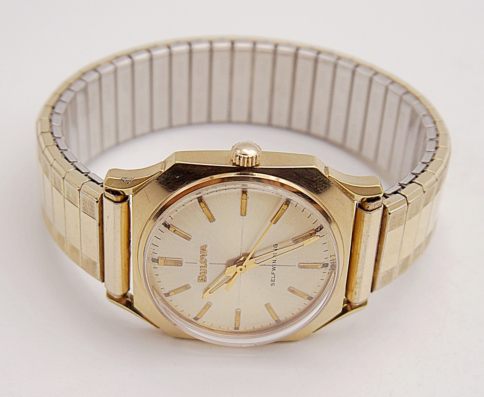 นาฬิกาเก่า BULOVA ออโตเมติก