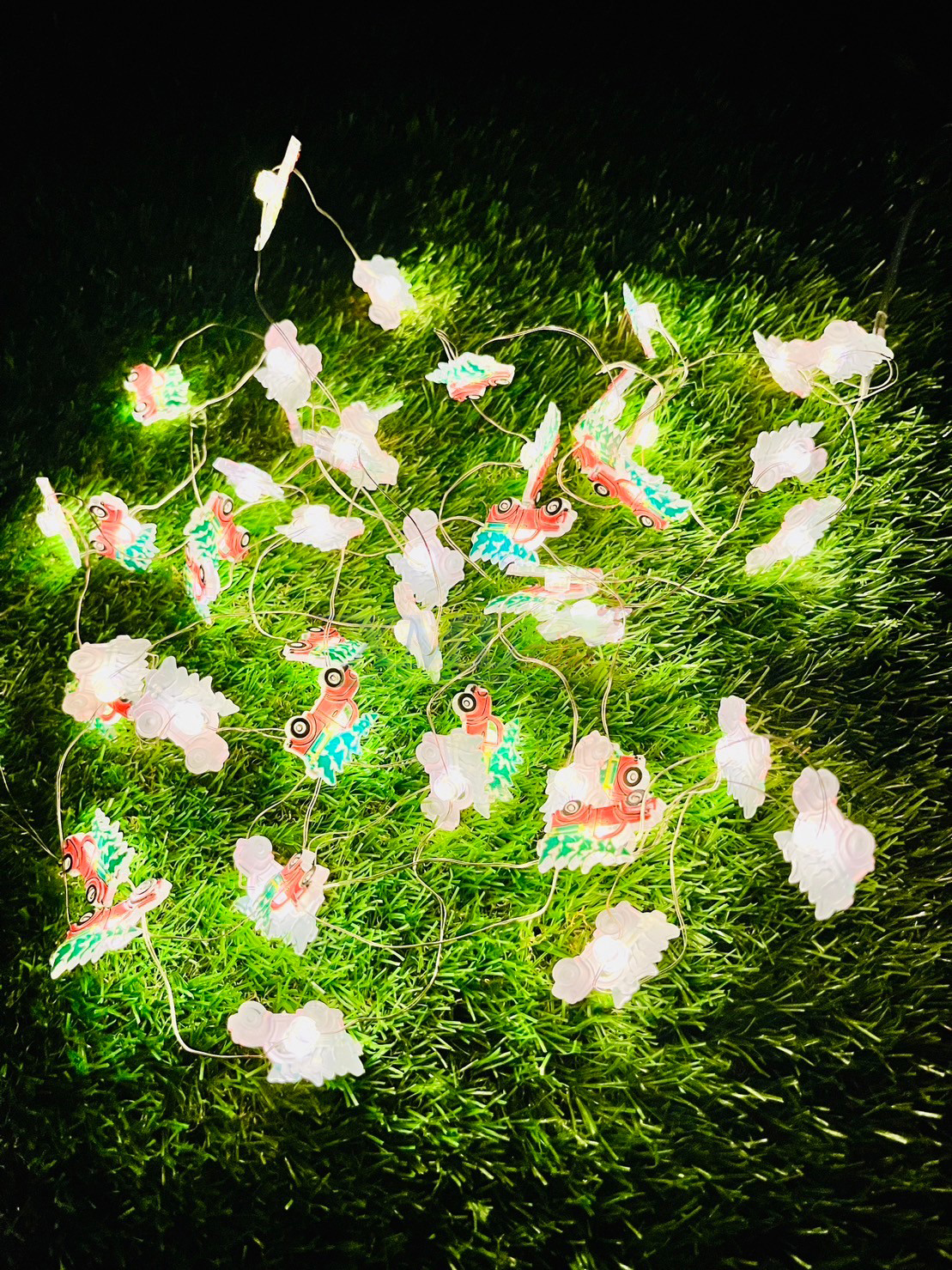 ไฟกระพริบโซล่าเซลล์ 50 LED รุ่นทรงรถคริสต์มาส ยาว 5 เมตร (แสง : เหลืองวอมไวท์)