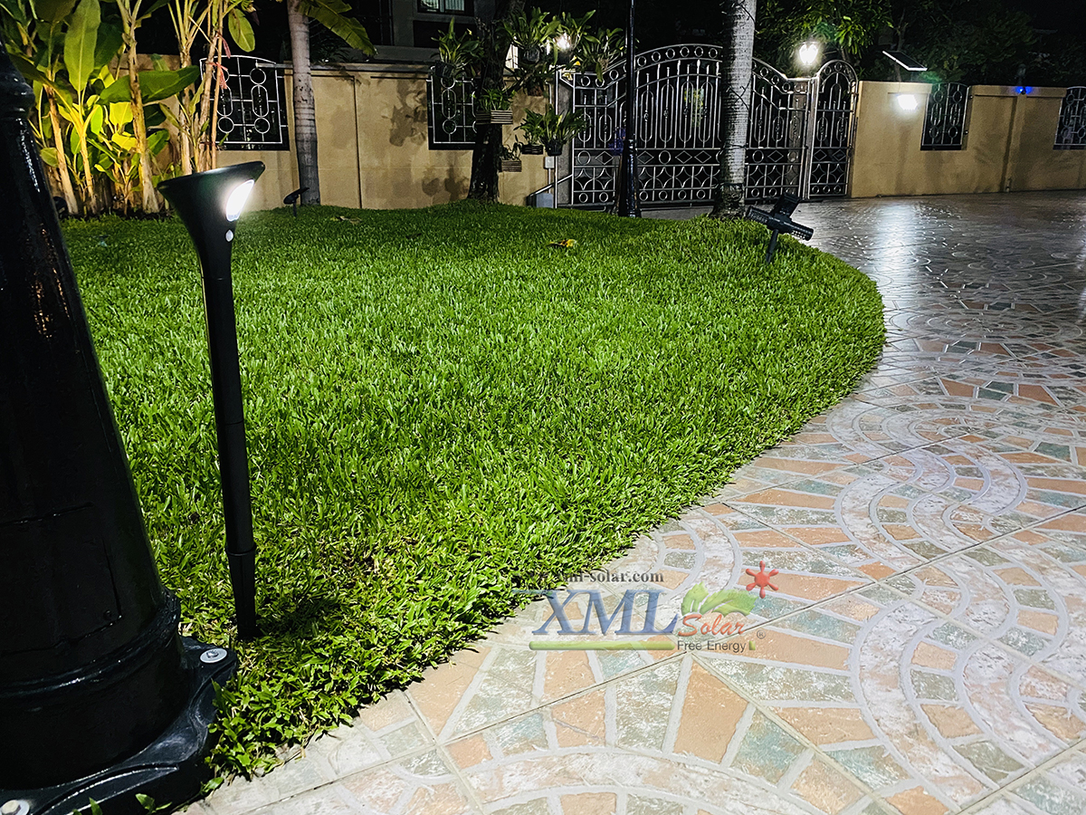 ไฟปักสนามโซล่าเซลล์ ทรงไม้เท้า + Motion sensor (เเสง : ขาว)(1 แถม 1)