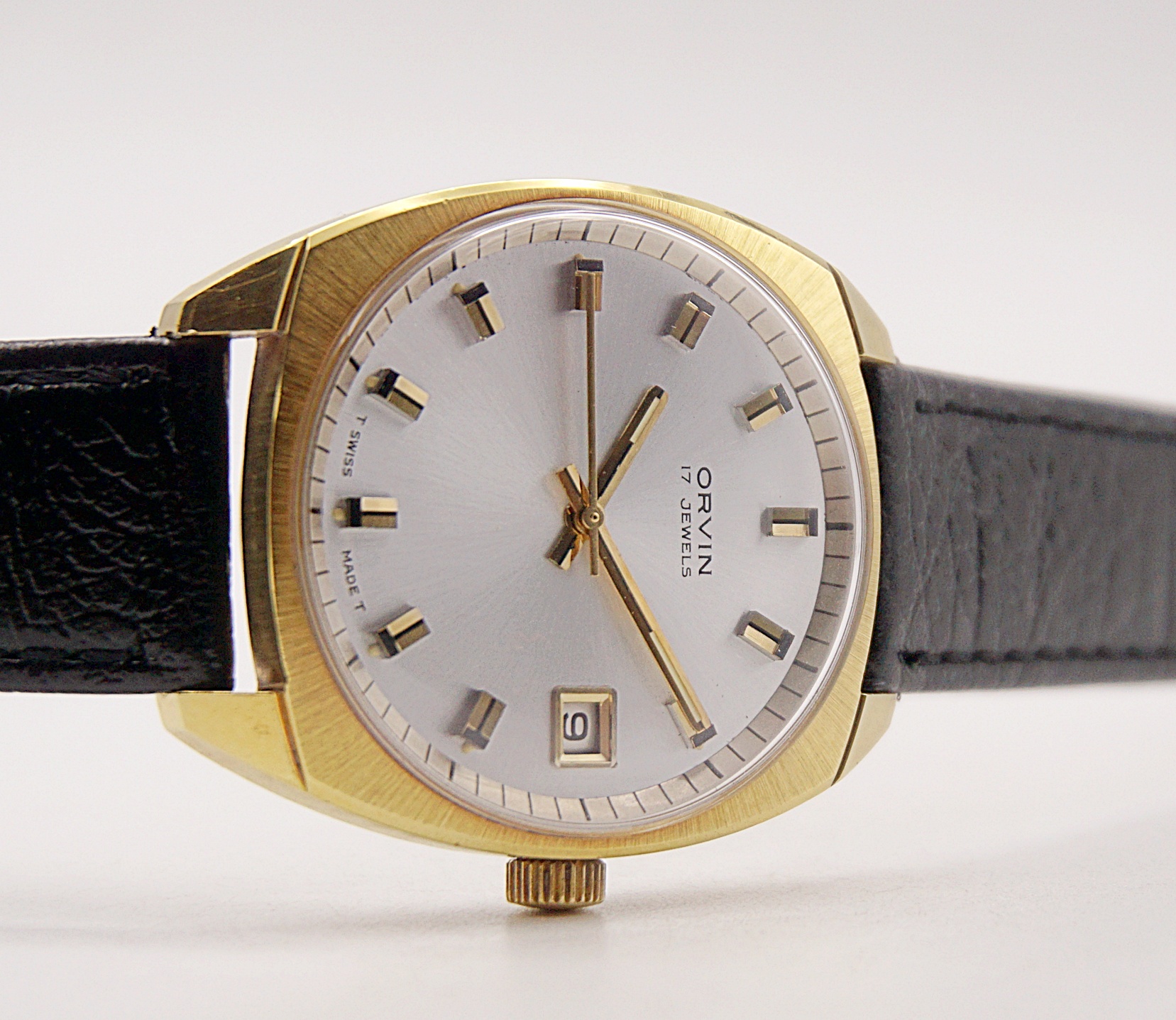 นาฬิกาเก่า ORVIN ไขลาน