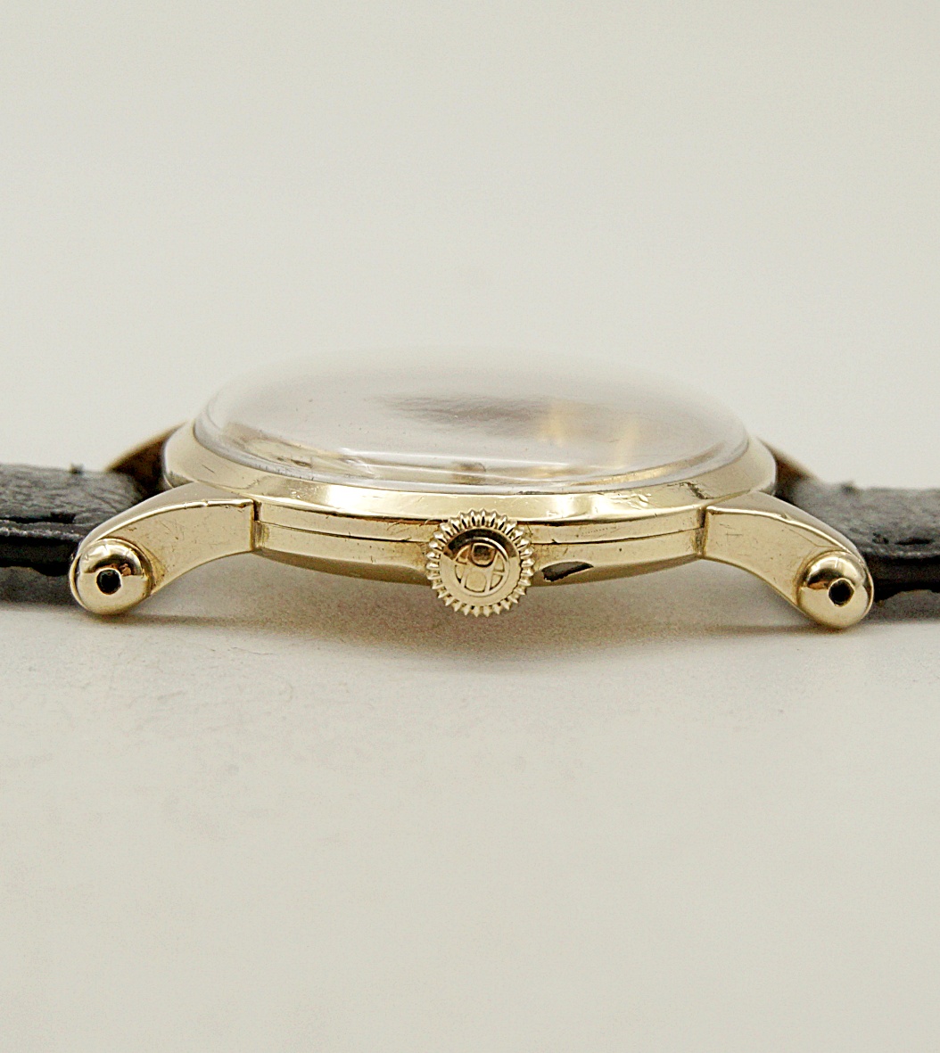 นาฬิกาเก่า HAMILTON ไขลานสองเข็มครึ่ง