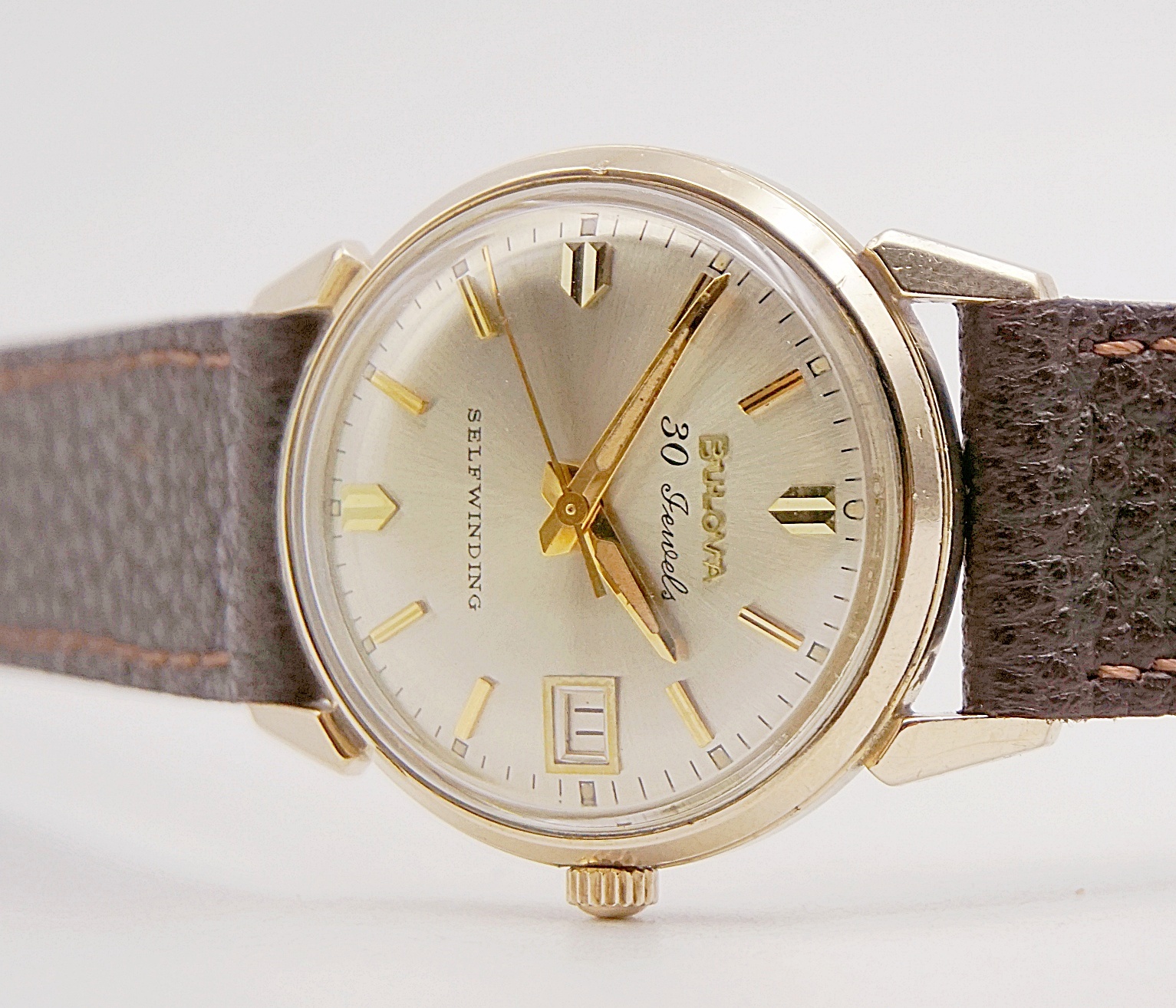 นาฬิกาเก่า BULOVA ออโตเมติก