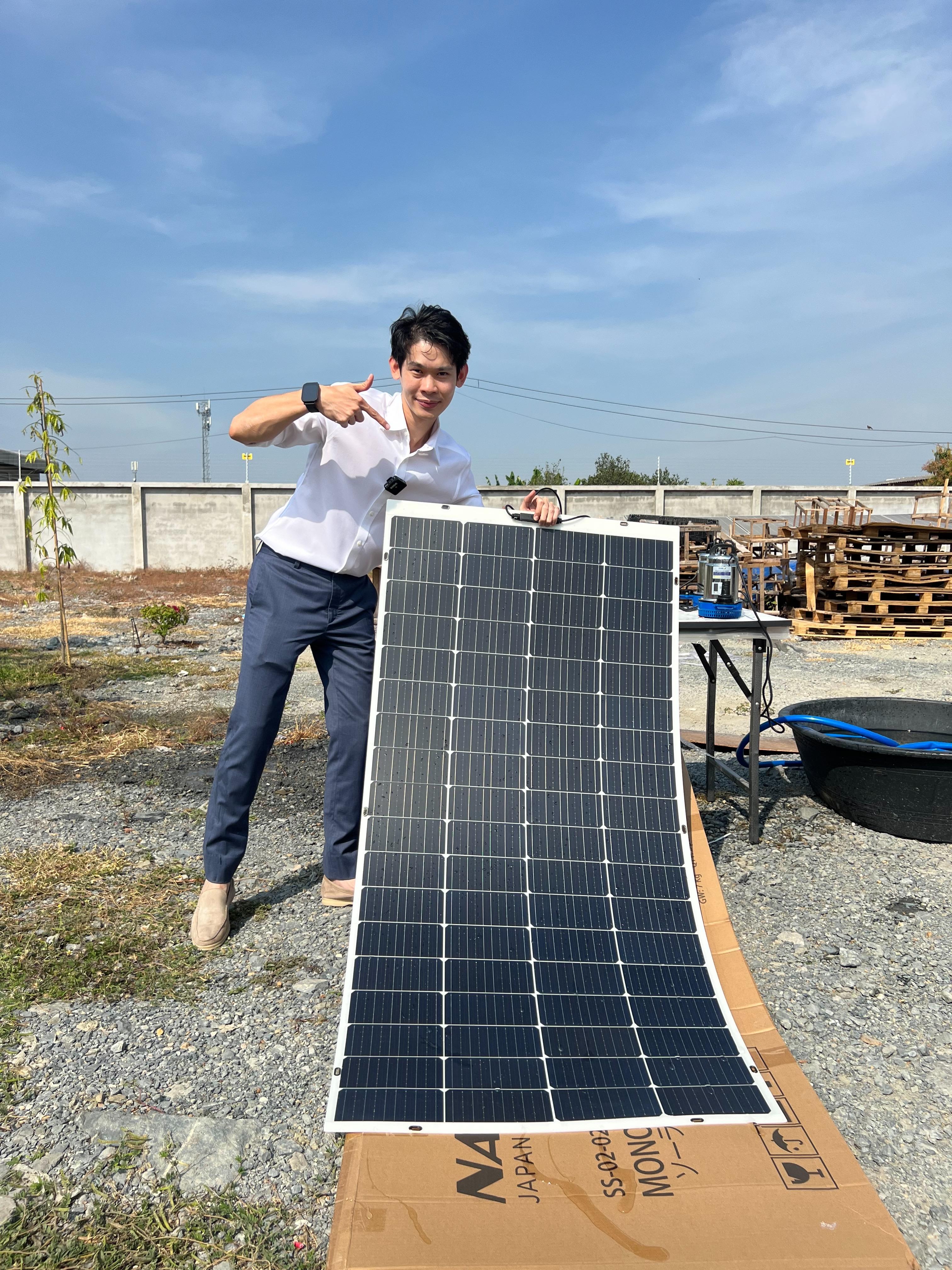 Flexible Solar Panel แผงโซลาร์เซลล์ ชนิดยืดหยุ่น โค้งงอได้