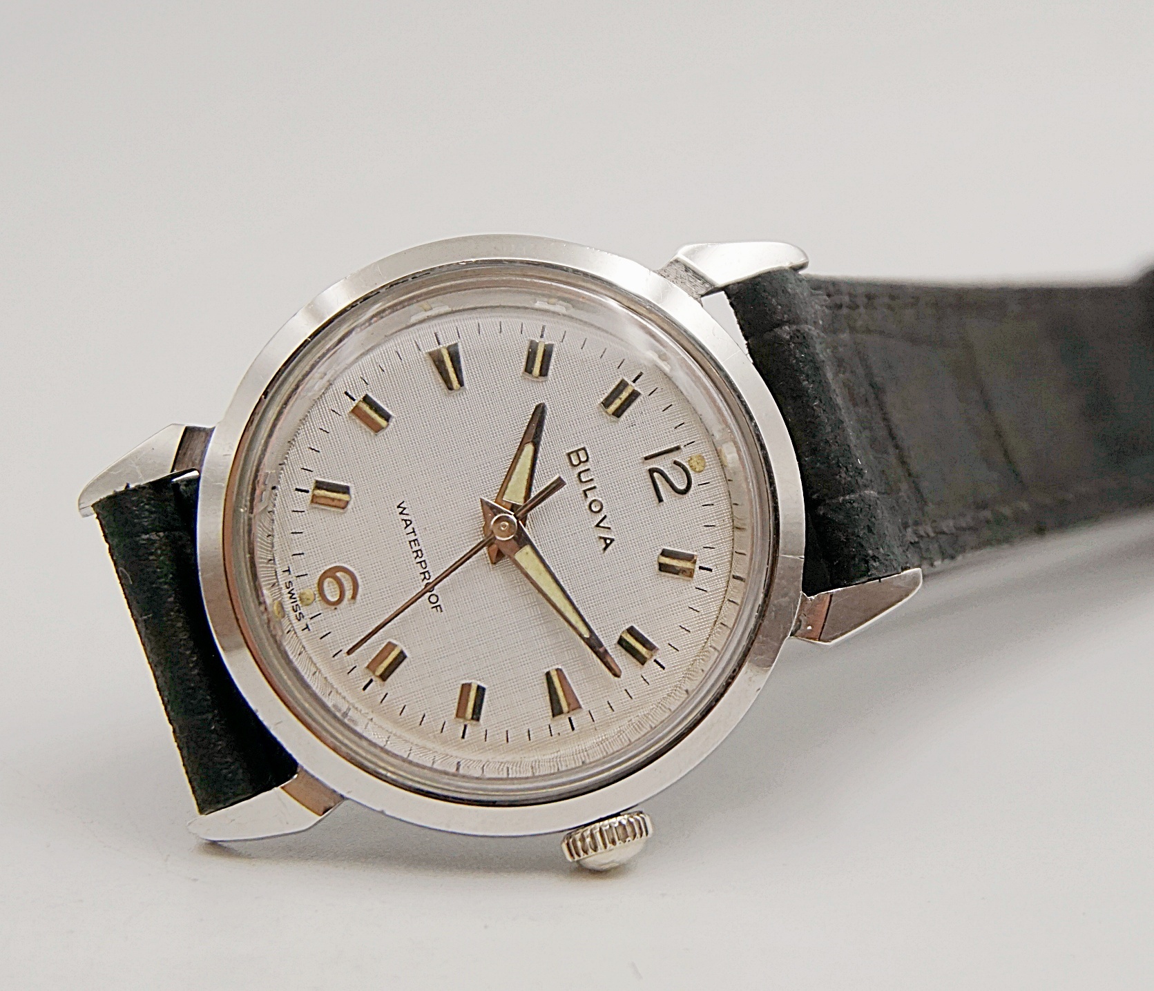 นาฬิกาเก่า BULOVA ไขลาน