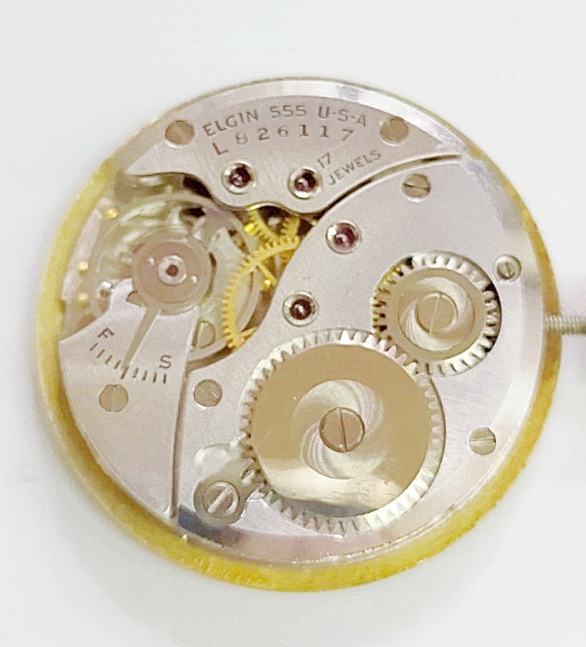 นาฬิกาเก่า ELGIN ไขลานสองเข็มครึ่ง