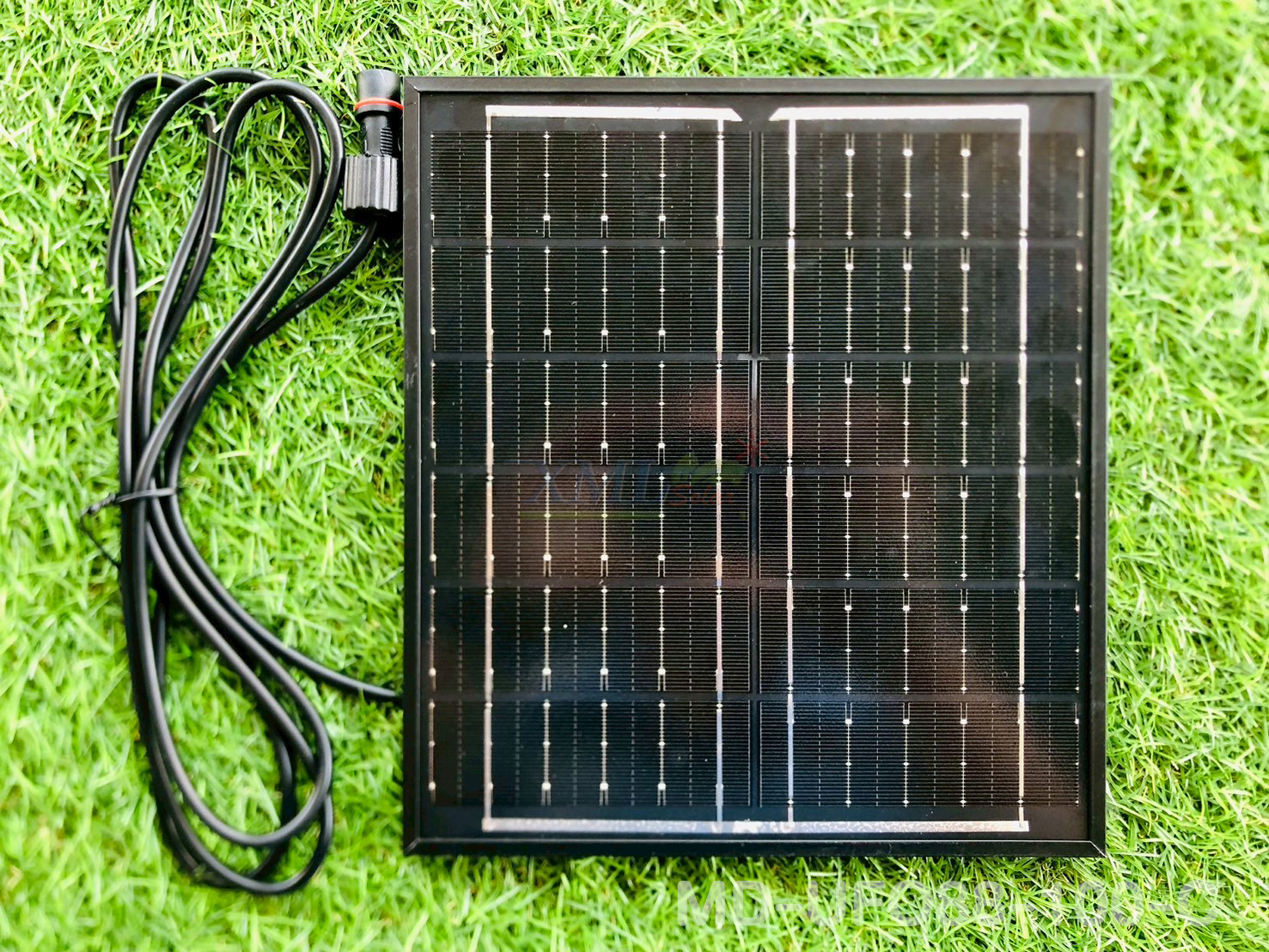 โคมไฟโซล่าเซลล์ ติดเพดาน MD-UFO88 รุ่น C (เปิดได้ 3 แสง)