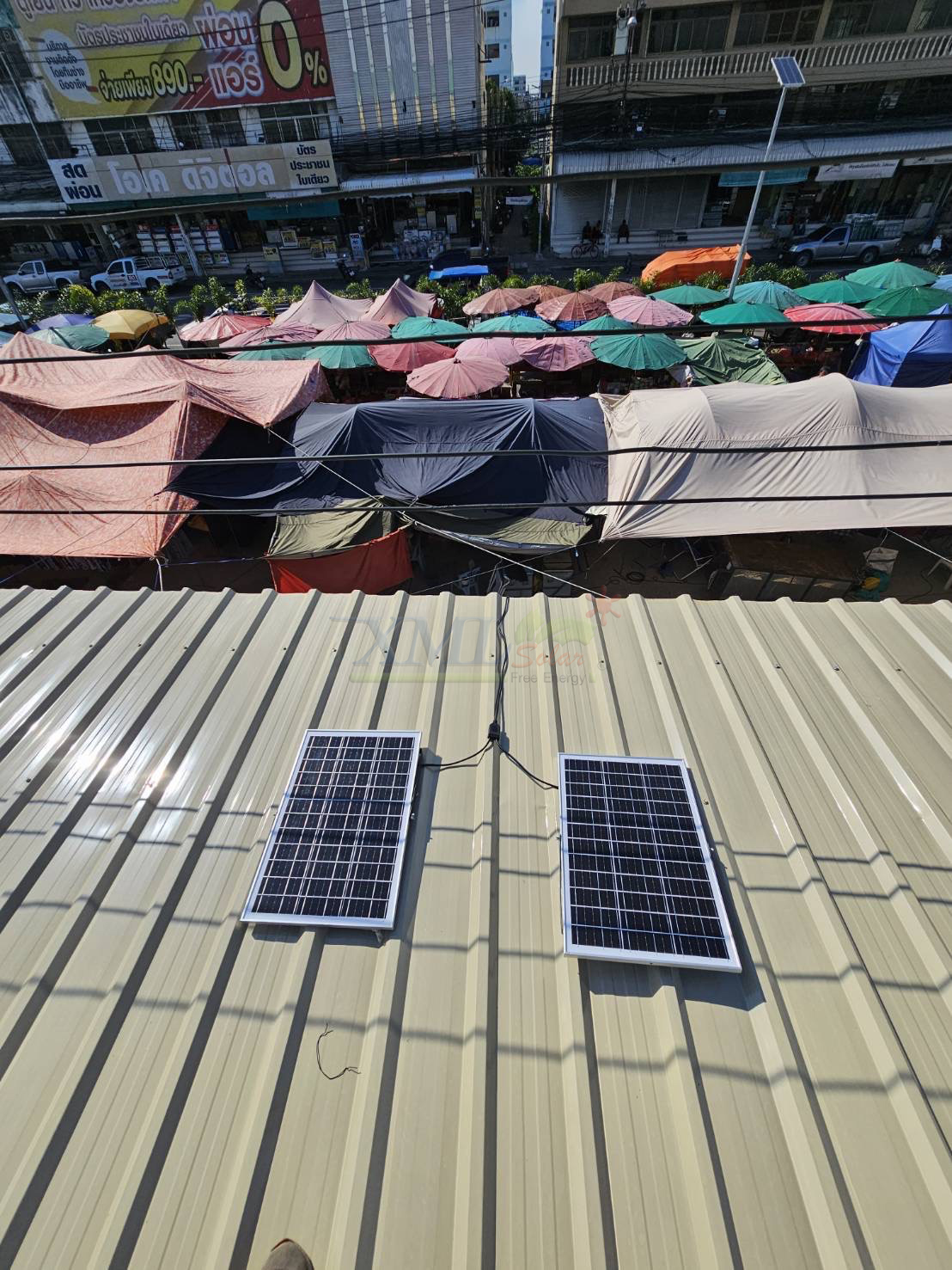 ไฟสปอตไลท์โซล่าเซลล์ 500 Watt กล่องสีน้ำตาล (เปิดได้ 3 แสง)