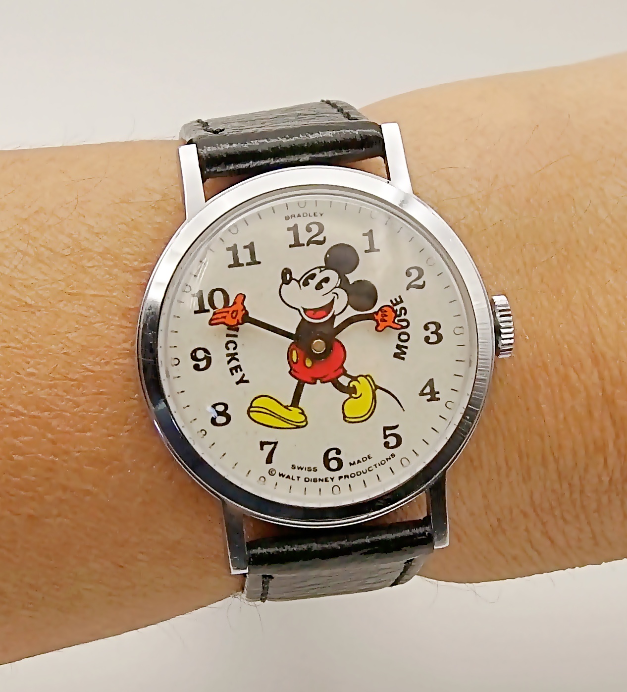 นาฬิกาเก่า MICKEY MOUSE ไขลาน