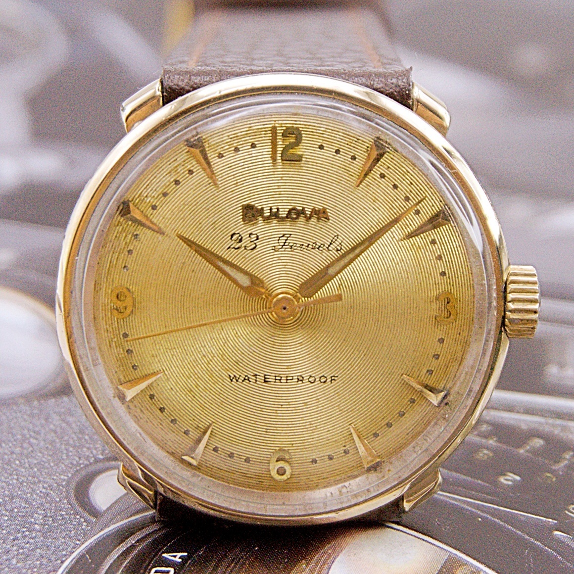 นาฬิกาเก่า BULOVA ไขลาน