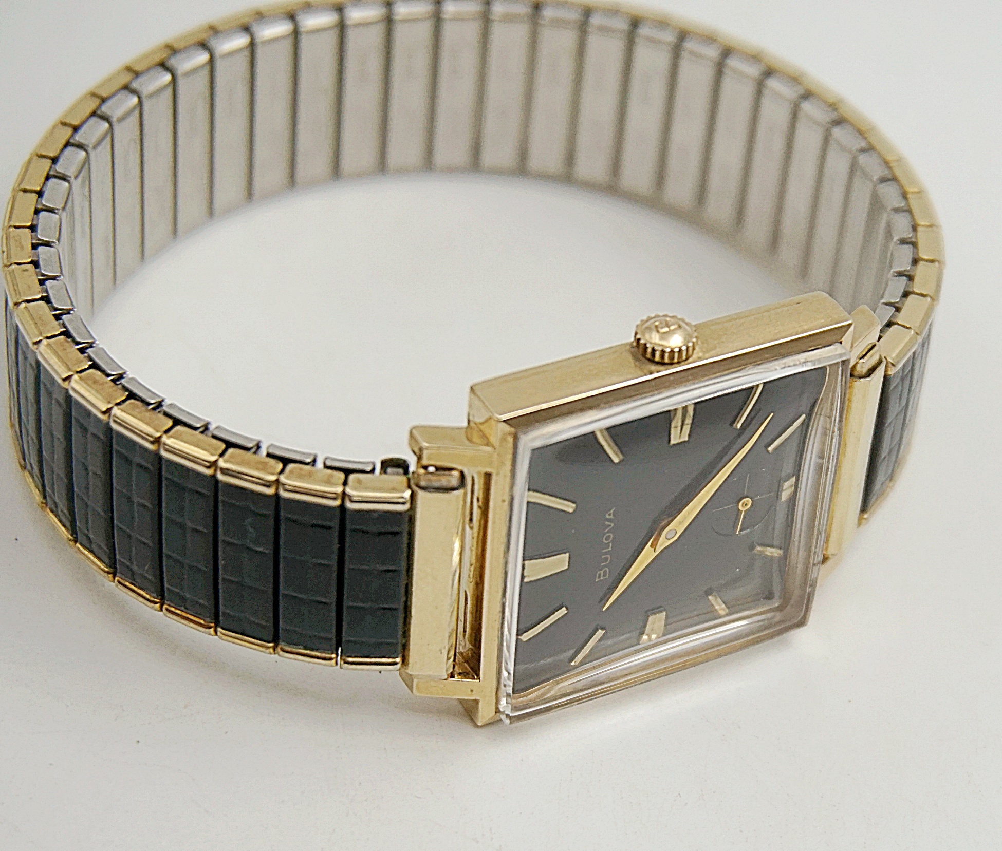 นาฬิกาเก่า BULOVA ไขลาน