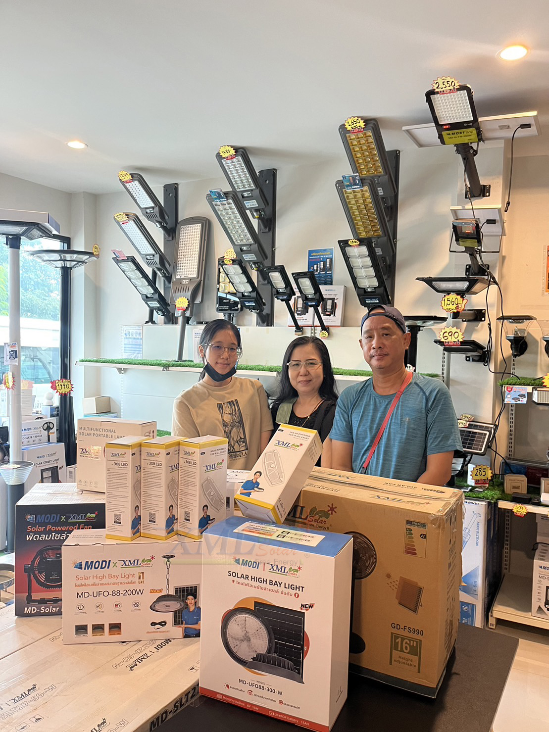 โคมไฟโซล่าเซลล์ติดผนัง รุ่น 308 LED + Motion (เเสง : เหลืองวอมไวท์)