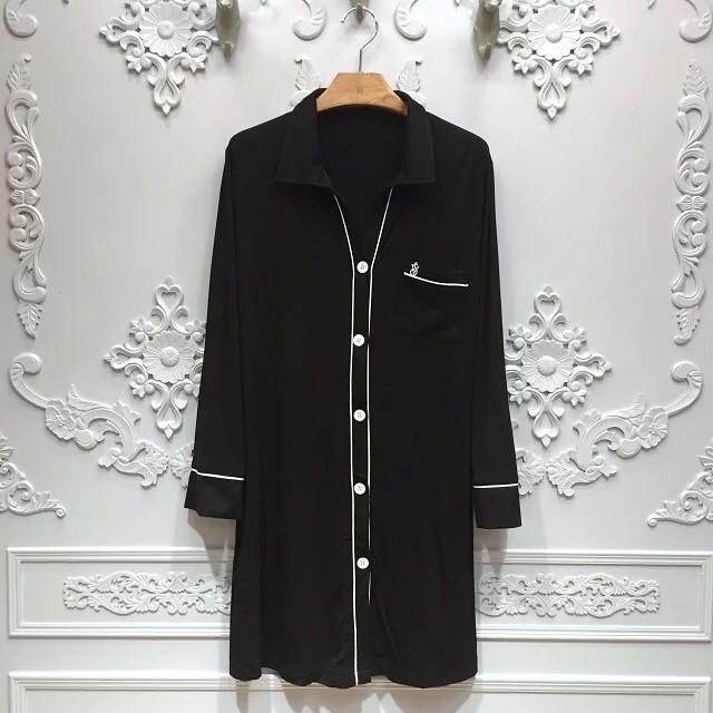 ชุดนอนผ้า โมดอล เนื้อผ้านิ่ม ใส่สบาย ฟรีไซส์ มี 2 สี ดำ โอรส ราคาส่ง 3 ชิ้น คละแบบได้ชุดละ 550 บาท