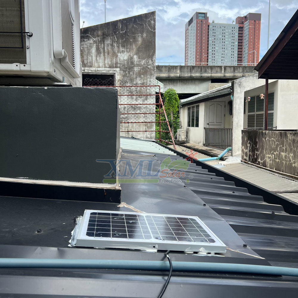 โคมไฟโซล่าเซลล์ ติดเพดาน รุ่นหลอดยาว Series GT (แสง : ขาว)