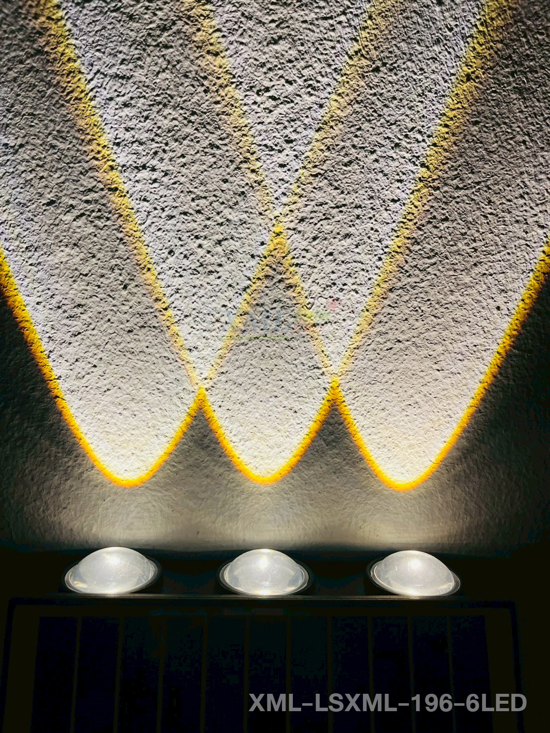 โคมไฟผนังโซล่าเซลล์ LED ส่องบน-ล่าง รุ่นใหม่!