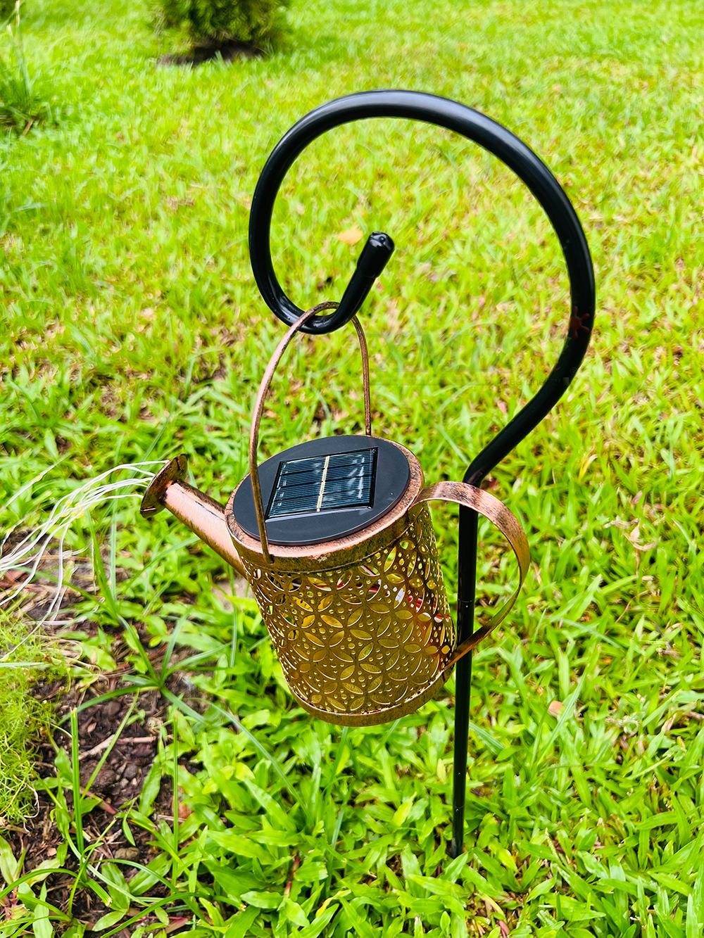 ไฟปักสนามโซล่าเซลล์ ทรงบัวรดน้ำ (chip 36 led ) (แสงเหลืองวอมไวท์)