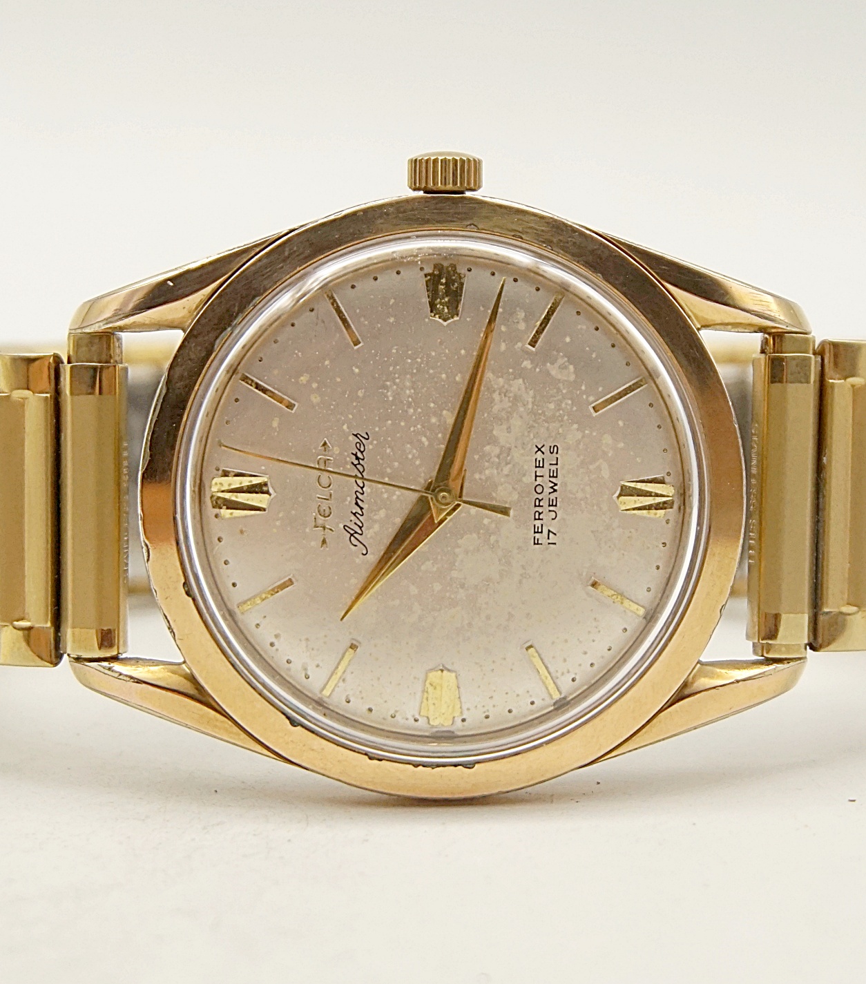 นาฬิกาเก่า FELCA ไขลาน