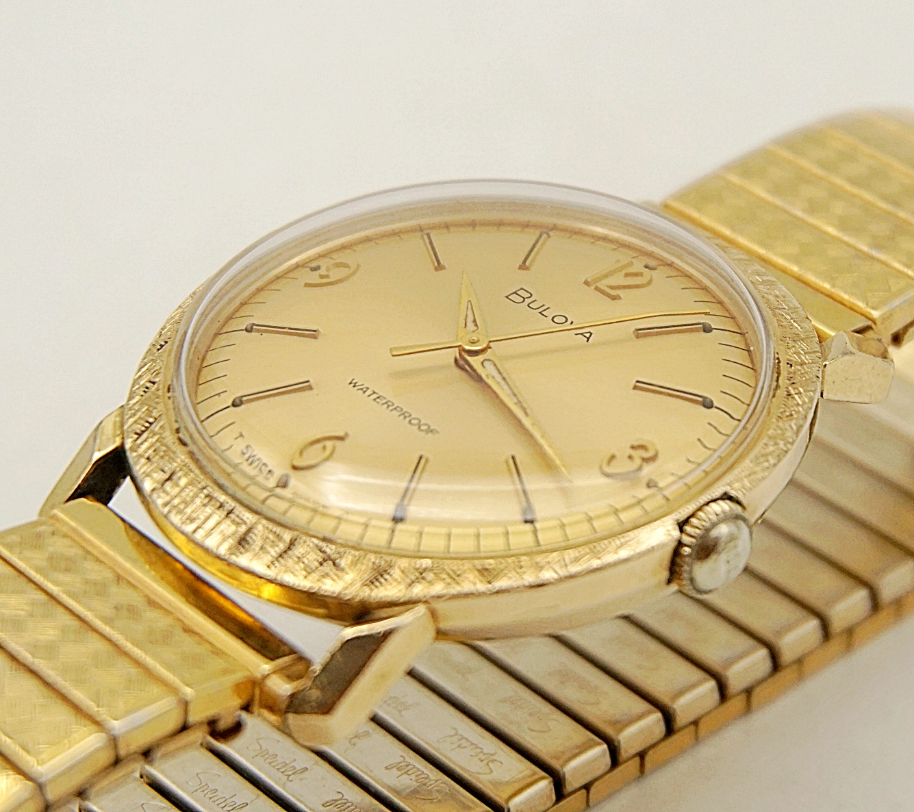 นาฬิกาเก่า BULOVA ไขลาน