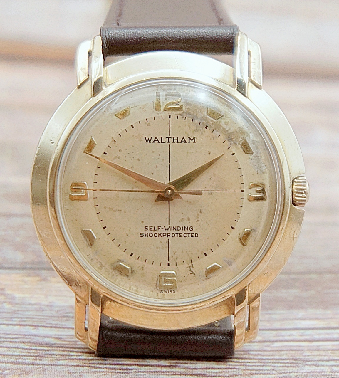 นาฬิกาเก่า WALTHAM ออโตเมติก