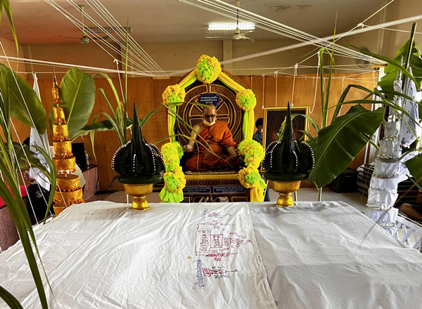 ท้าวเวสสุวรรณ หลวงพ่อทอง สุทธสีโล เลขโค๊ต 3 (โชว์)