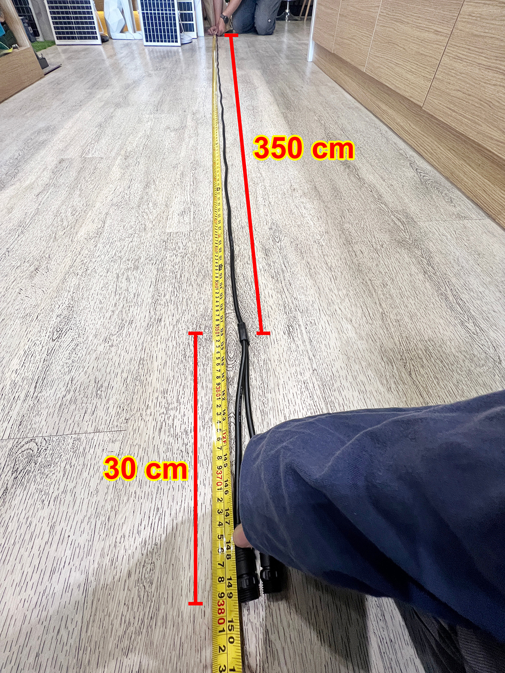 โคมไฟถนนโซล่าเซลล์ Series Y แผงเเยกโคมได้ (12800 Lumens + แผง 200 W) (แสง : ขาว)