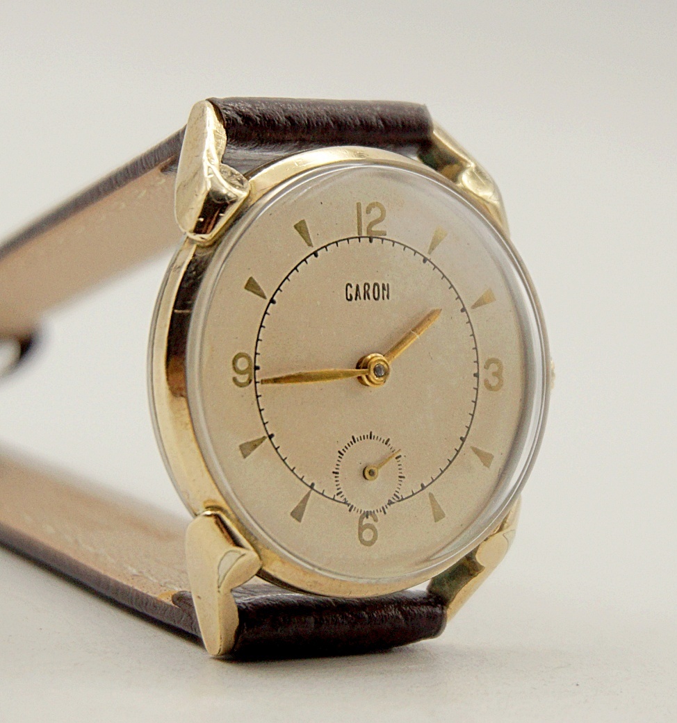 นาฬิกาเก่า GARON ไขลานสองเข็มครึ่ง
