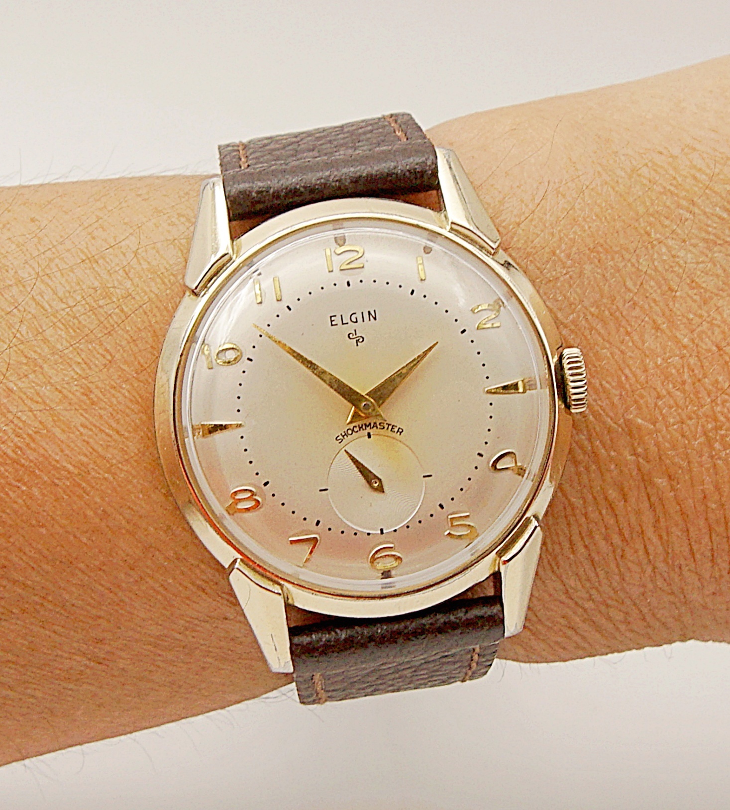 นาฬิกาเก่า ELGIN ไขลานสองเข็มครึ่ง