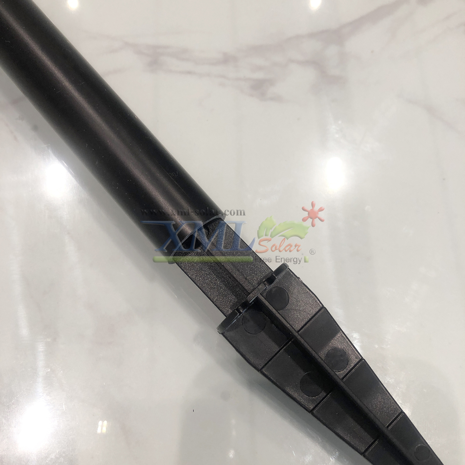 ไฟปักสนามโซล่าเซลล์ รุ่น เม็ดChip 50 LED (เปิดได้ 3 ฟังก์ชั่น) (แสง : เเหลืองวอมไวท์)