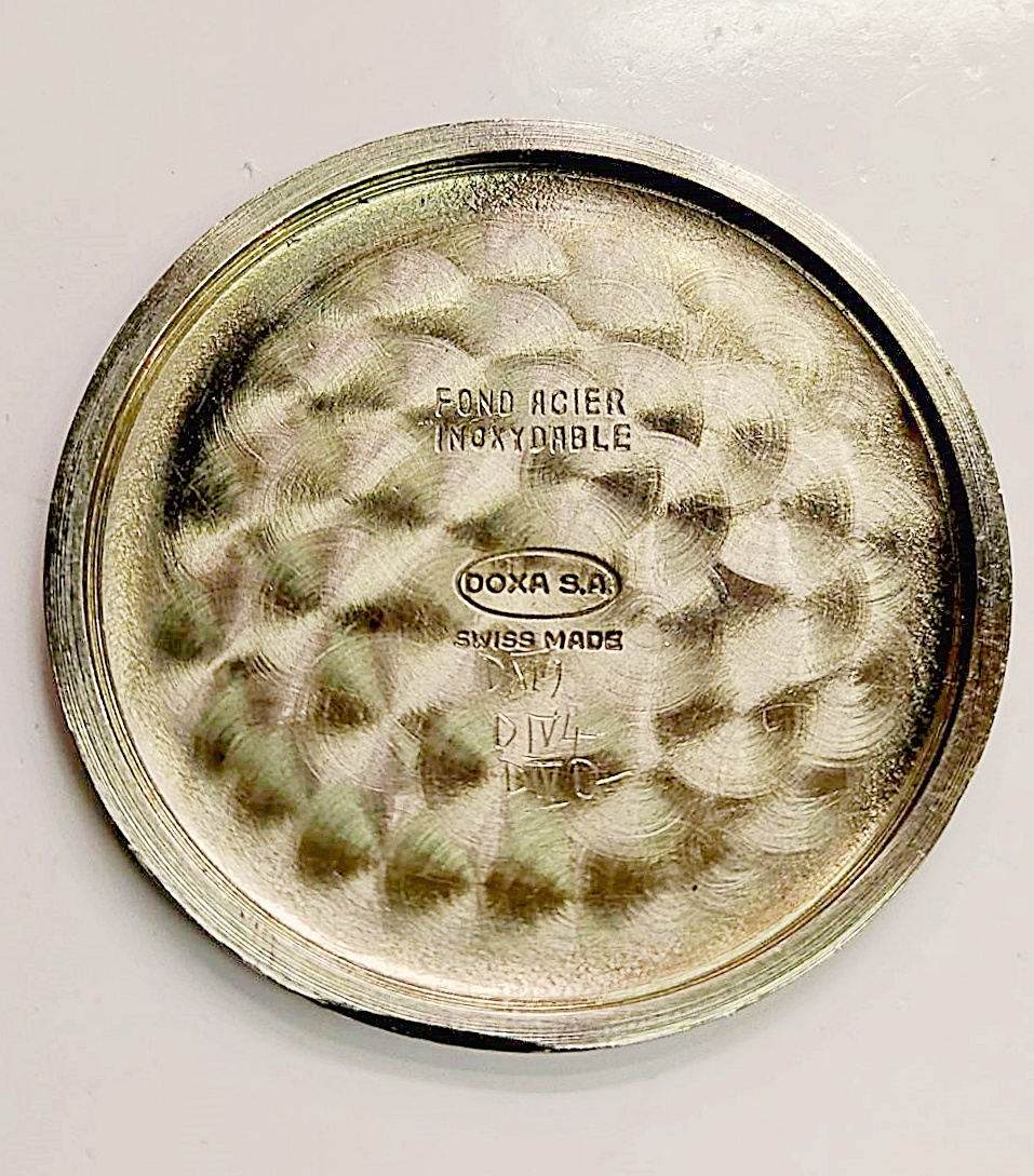 นาฬิกาเก่า DOXA ไขลาน