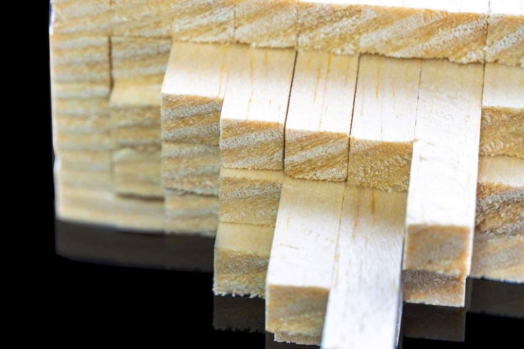 ไม้บัลซ่าแท่งสำหรับทำทุ่น