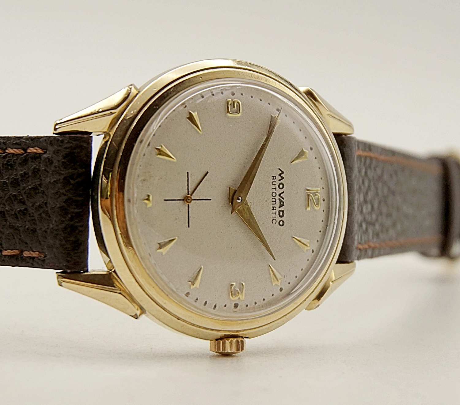 นาฬิกาเก่า MOVADO ออโตเมติกครึ่งรอบ