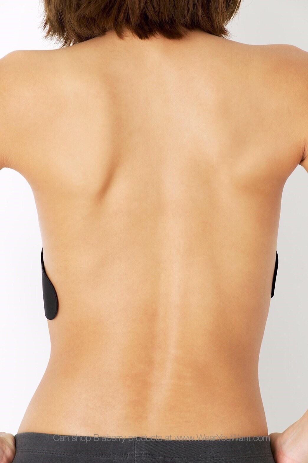 บราไร้สาย แบบมีโครง แปะข้าง 4 จุด มีสเปรย์ มีไซส์ A,B ราคาส่ง 3 ชิ้นคละแบบได้ 590 บาท