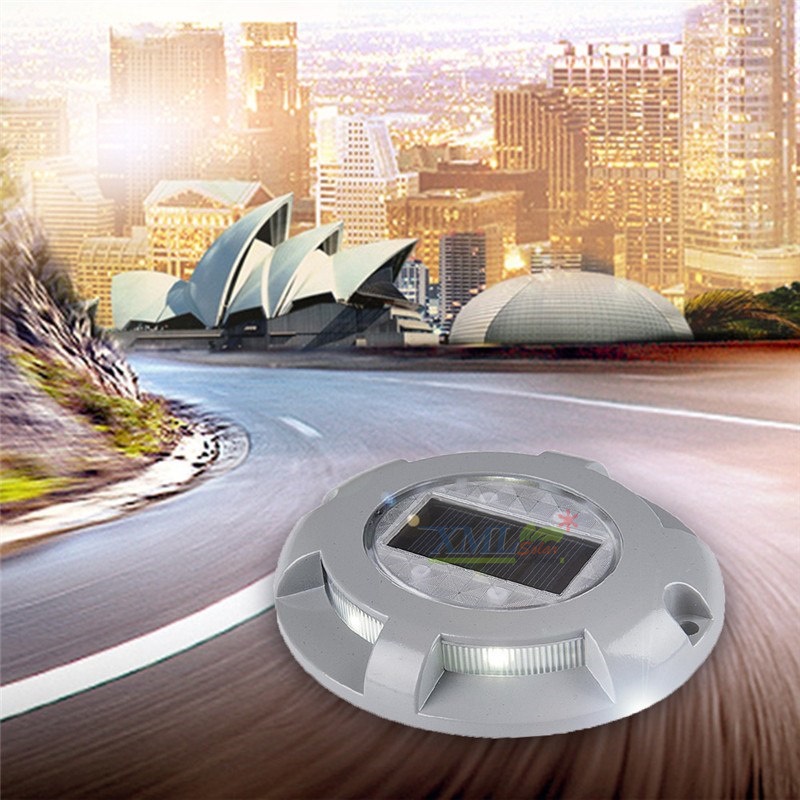 โคมไฟฝังพื้นโซล่าเซลล์ 4 LED