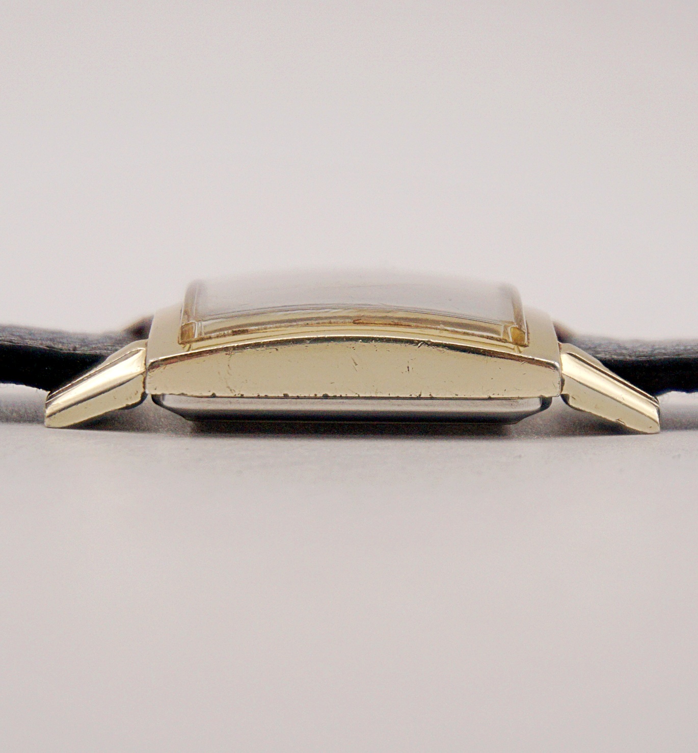 นาฬิกาเก่า BELFORTE ไขลานสองเข็มครึ่ง