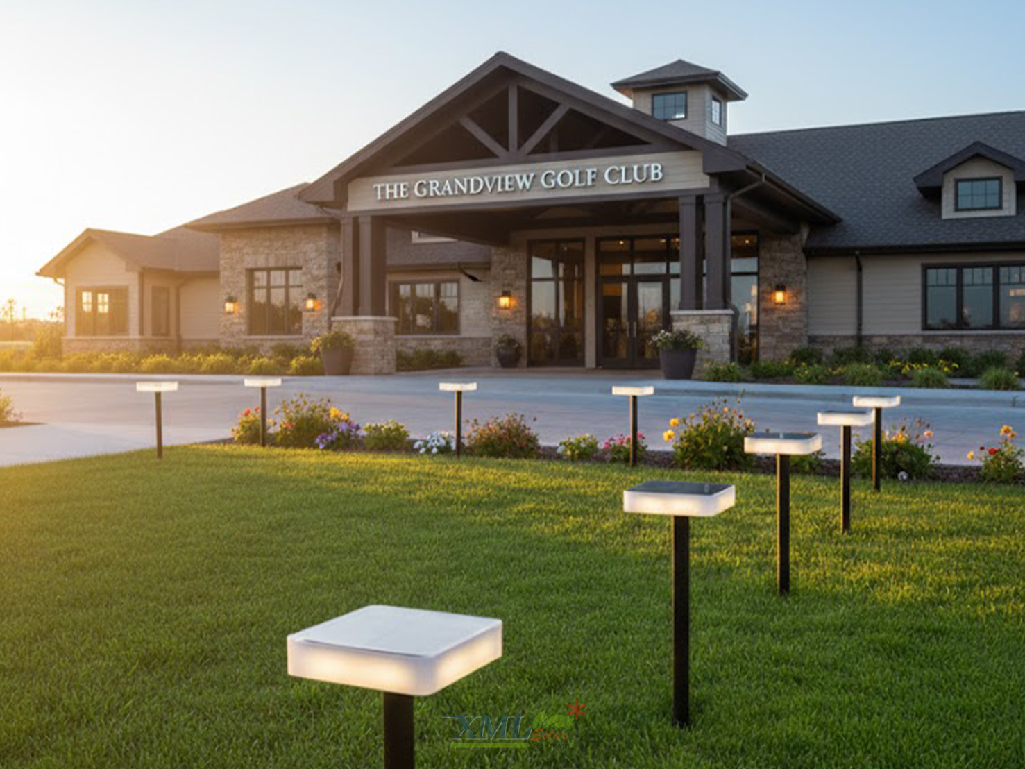 โคมไฟสนามโซล่าเซลล์ ทรงเหลี่ยม รุ่น DPD-0545 (แสง:ขาว + เหลืองวอมไวท์)