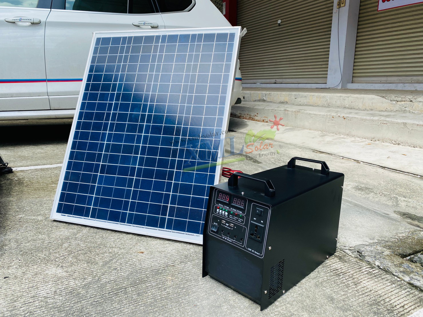 ชุดอเนกประสงค์โซล่าเซลล์(ชุดนอนนา) 200W. (AC 220v. / DC 12V.)