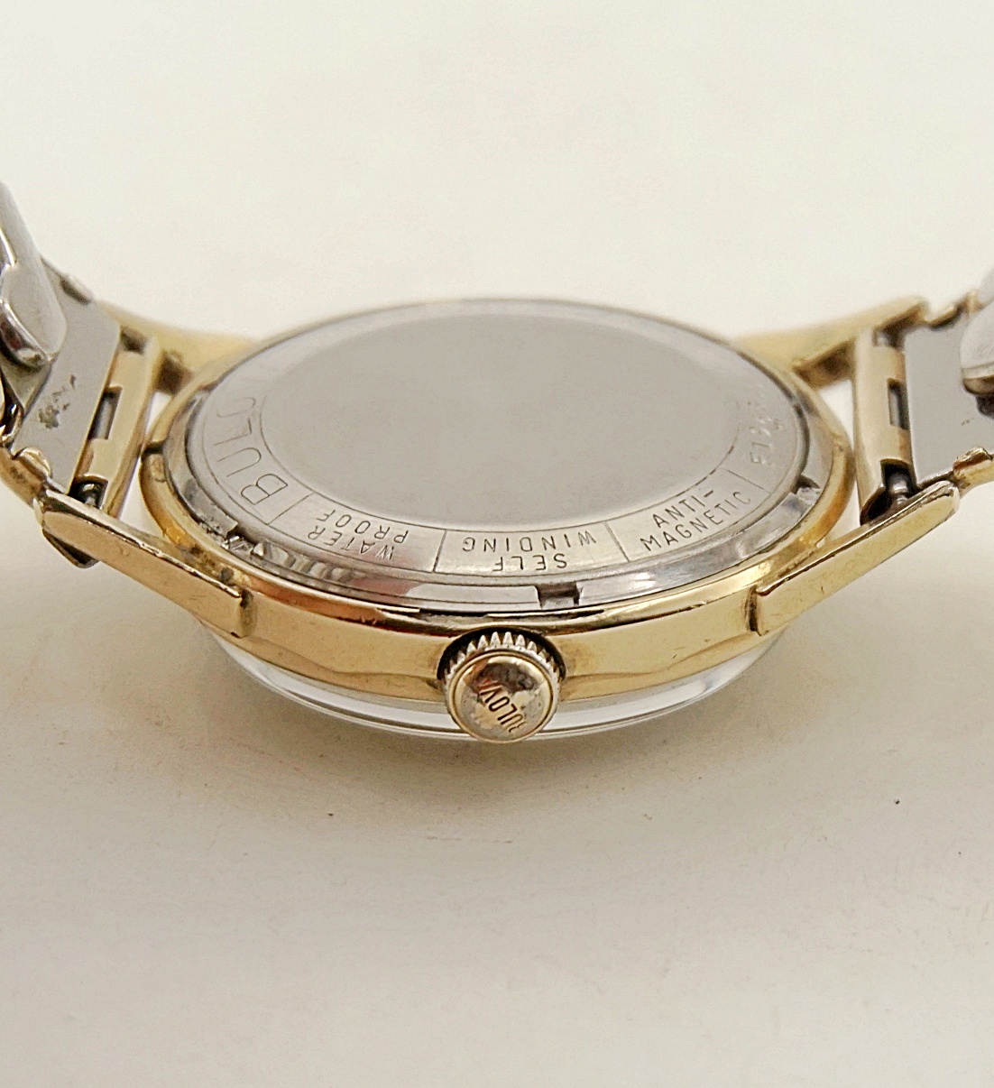 นาฬิกาเก่า BULOVA ออโตเมติก พร้อมกล่อง