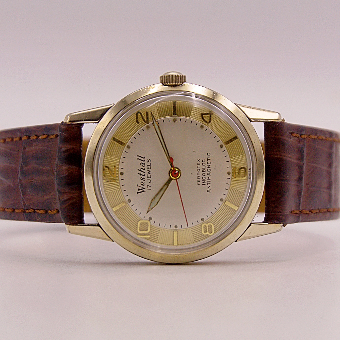 นาฬิกาเก่า WESTHALL ไขลาน