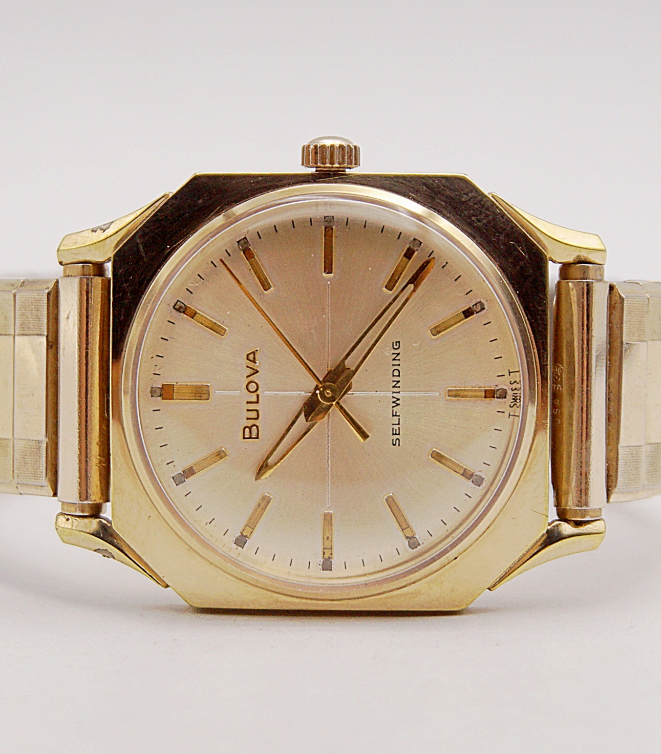 นาฬิกาเก่า BULOVA ออโตเมติก