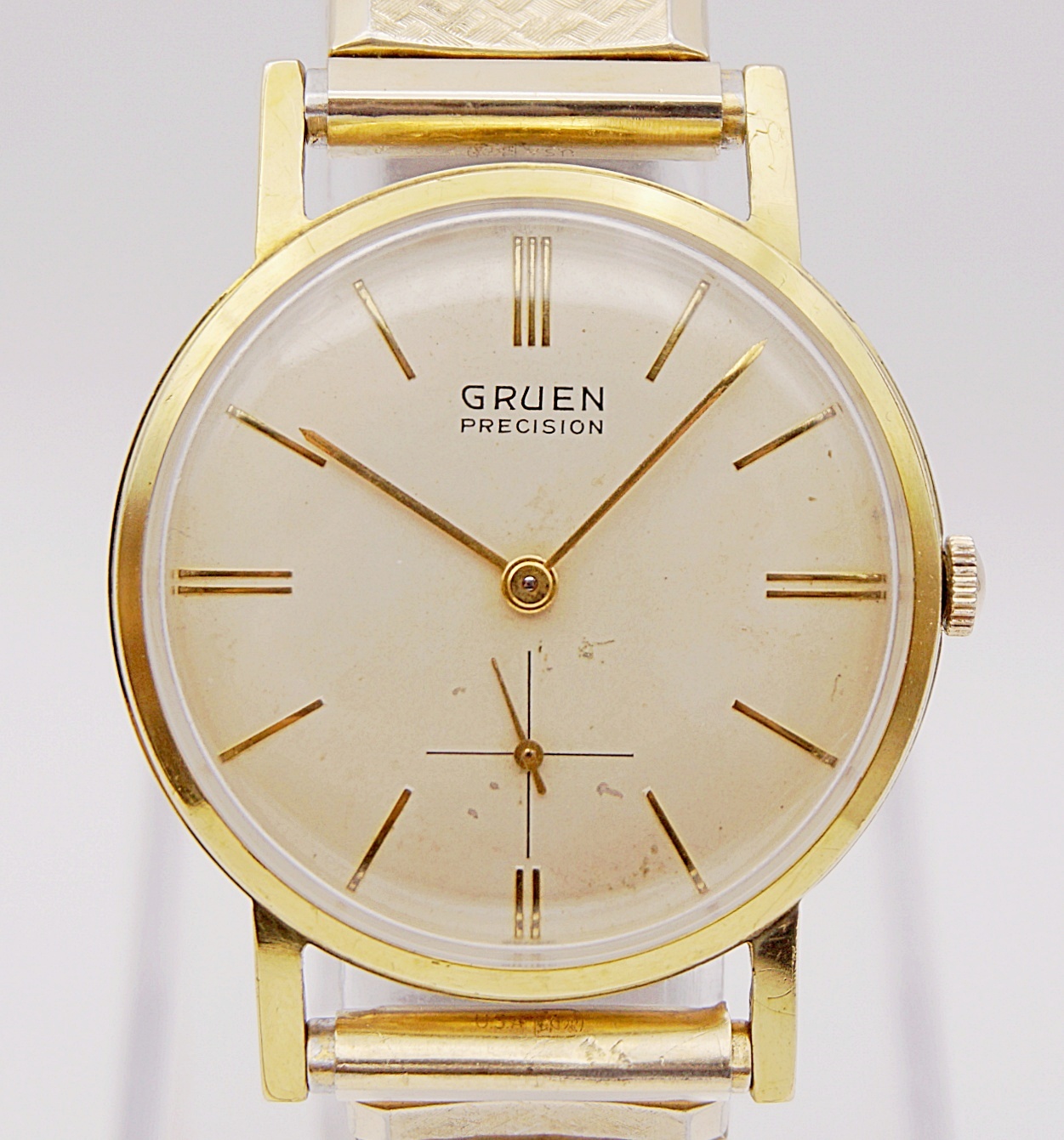 นาฬิกาเก่า GRUEN ไขลานสองเข็มครึ่ง
