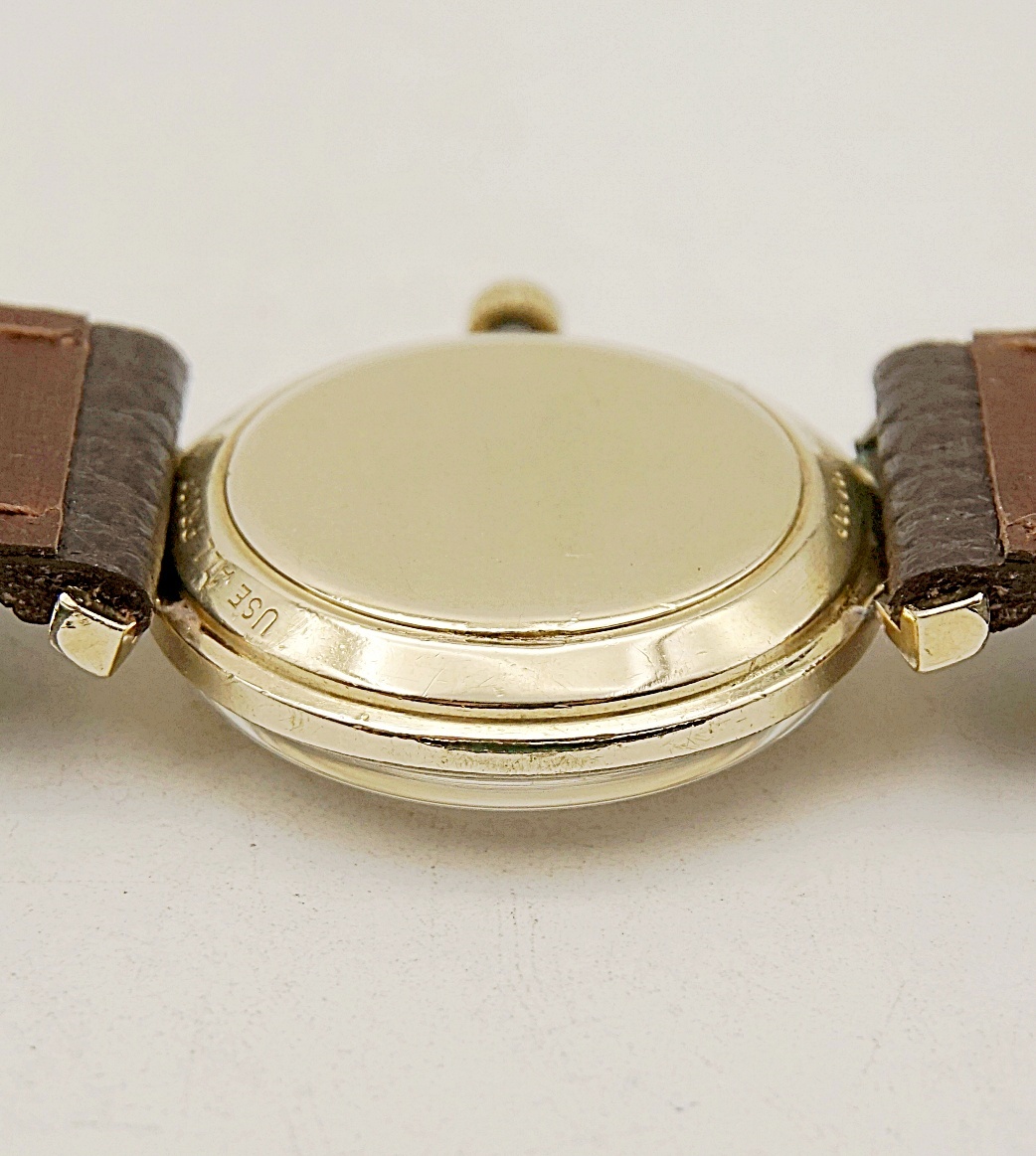 นาฬิกาเก่า WITTNAUER BY LONGINES ไขลาน