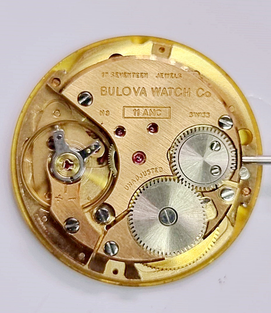 นาฬิกาเก่า BULOVA ไขลาน