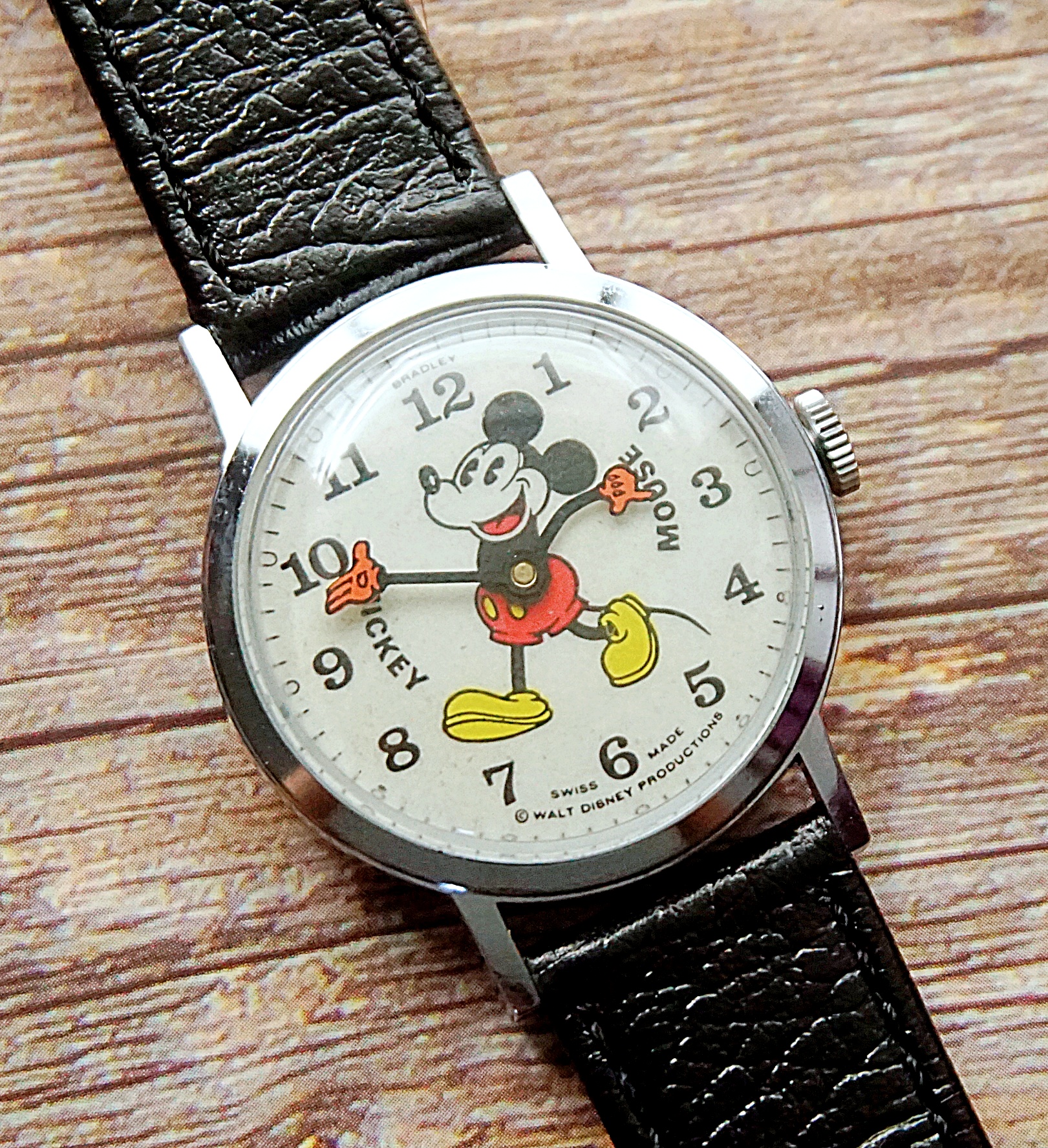 นาฬิกาเก่า MICKEY MOUSE ไขลาน