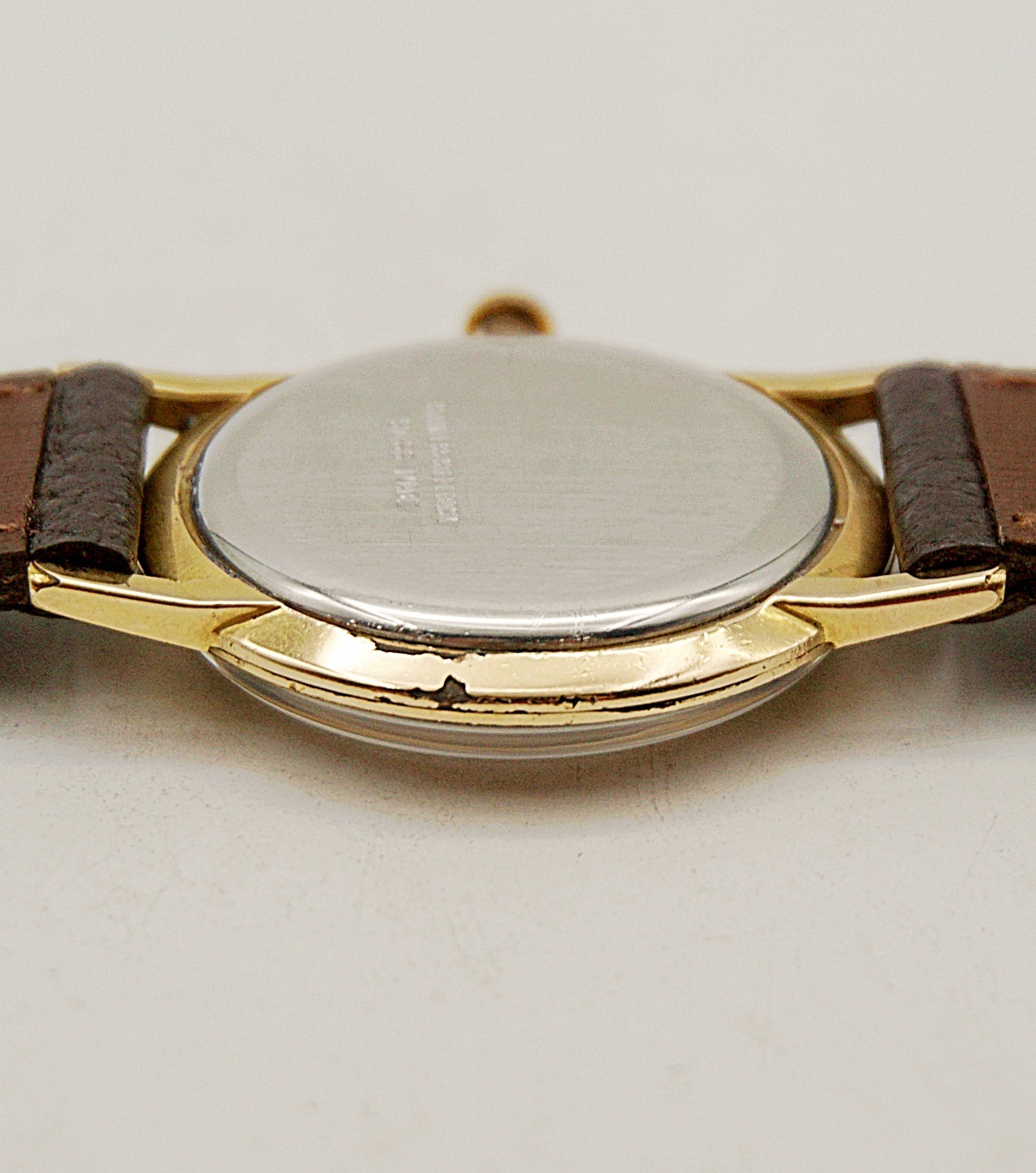 นาฬิกาเก่า ENZO ไขลานสองเข็มครึ่ง