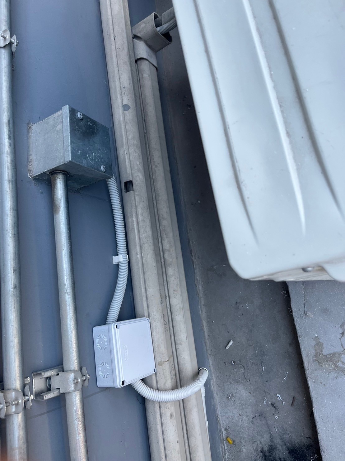 ชุดแอร์โซล่าเซลล์ TASAKI 25,000 BTU