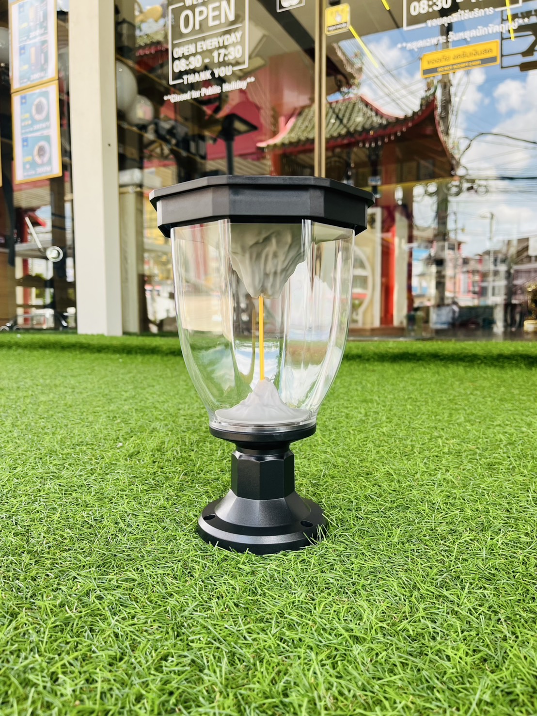 โคมไฟหัวเสาโซล่าเซลล์ LSXML-211 รุ่นภูเขาไฟ (แสง : เหลืองวอมไวท์)