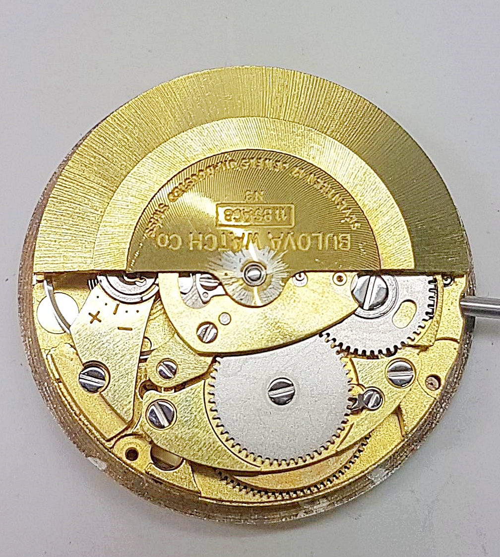 นาฬิกาเก่า BULOVA ออโตเมติก