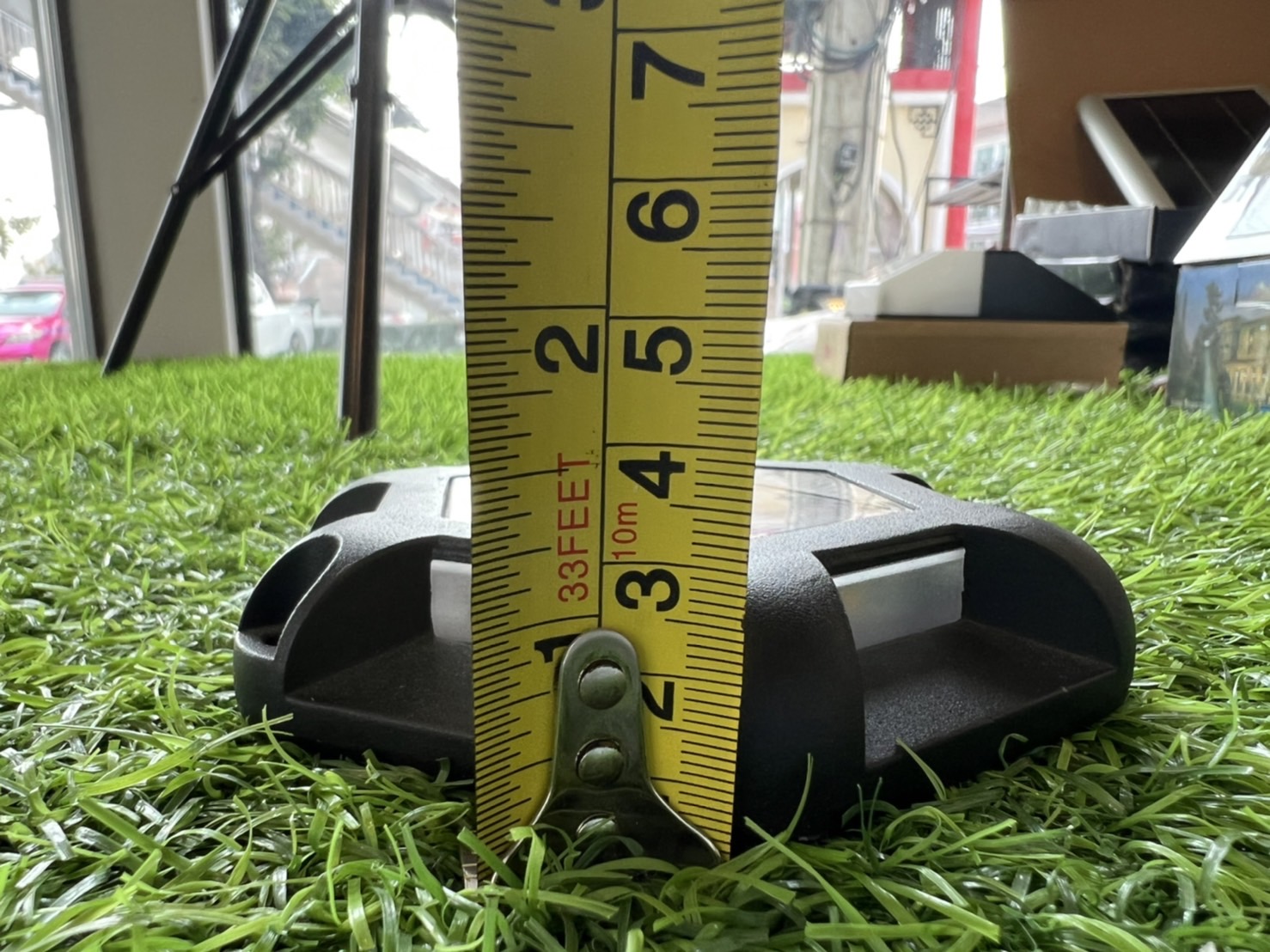 โคมไฟฝังพื้นโซล่าเซลล์ 6 LED รุ่น Black edition (เเสง : เหลืองวอมไวท์)