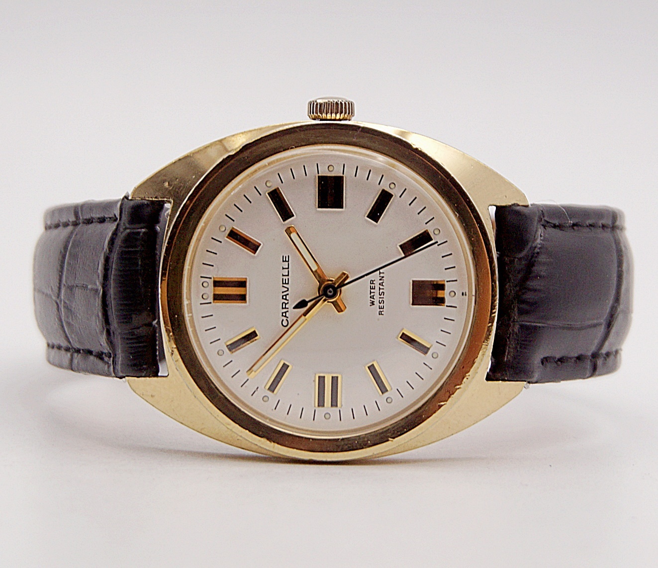 นาฬิกาเก่า CARAVELLE ไขลาน